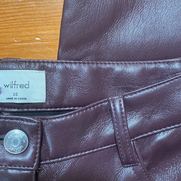 🧙Wilfred, Melina vegan leather pants (aubergine) - Picture 4 of 6